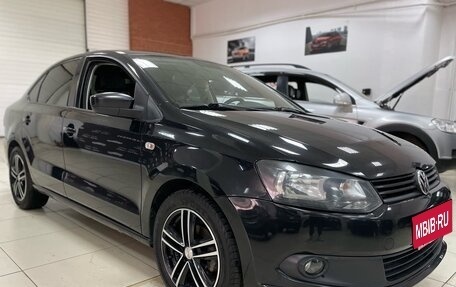 Volkswagen Polo VI (EU Market), 2013 год, 895 000 рублей, 1 фотография