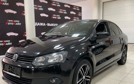 Volkswagen Polo VI (EU Market), 2013 год, 895 000 рублей, 3 фотография