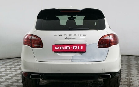 Porsche Cayenne III, 2010 год, 2 097 000 рублей, 6 фотография