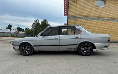 BMW 5 серия, 1982 год, 150 000 рублей, 8 фотография