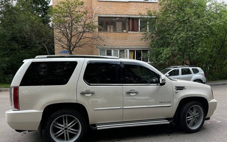 Cadillac Escalade III, 2012 год, 3 100 000 рублей, 2 фотография