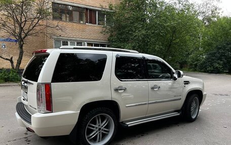 Cadillac Escalade III, 2012 год, 3 100 000 рублей, 4 фотография