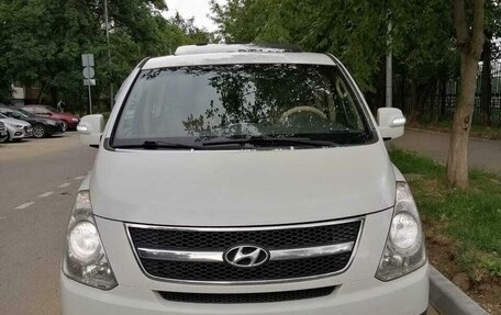 Hyundai Grand Starex Grand Starex I рестайлинг 2, 2009 год, 1 480 000 рублей, 1 фотография