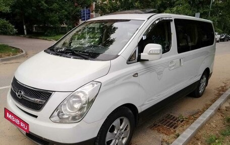 Hyundai Grand Starex Grand Starex I рестайлинг 2, 2009 год, 1 480 000 рублей, 2 фотография