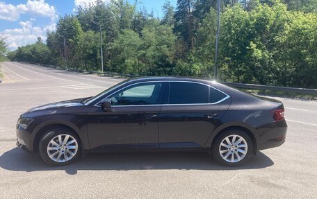 Skoda Superb III рестайлинг, 2018 год, 2 530 000 рублей, 3 фотография