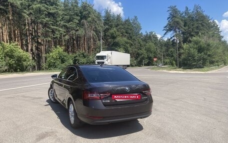 Skoda Superb III рестайлинг, 2018 год, 2 530 000 рублей, 2 фотография