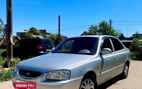 Hyundai Accent II, 2004 год, 310 000 рублей, 2 фотография