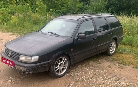 Volkswagen Passat B4, 1995 год, 230 000 рублей, 1 фотография