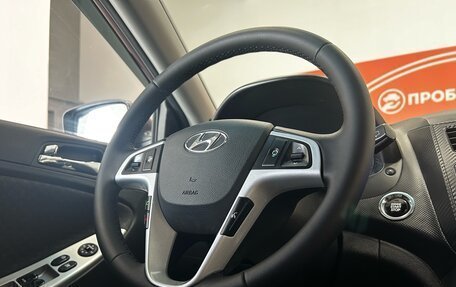 Hyundai Solaris II рестайлинг, 2012 год, 970 000 рублей, 10 фотография