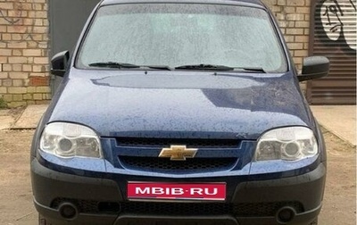 Chevrolet Niva I рестайлинг, 2017 год, 795 000 рублей, 1 фотография