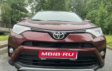 Toyota RAV4, 2017 год, 2 450 000 рублей, 1 фотография