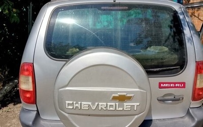 Chevrolet Niva I рестайлинг, 2004 год, 310 000 рублей, 1 фотография
