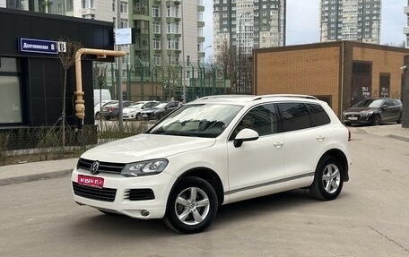 Volkswagen Touareg III, 2011 год, 1 750 000 рублей, 1 фотография