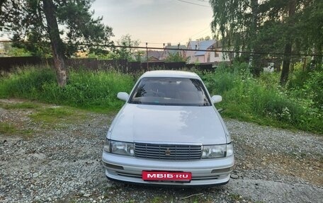 Toyota Crown, 1996 год, 693 000 рублей, 1 фотография