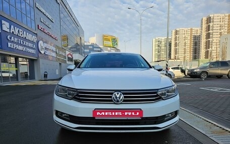 Volkswagen Passat B8 рестайлинг, 2016 год, 2 000 000 рублей, 4 фотография