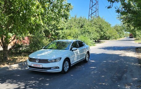 Volkswagen Passat B8 рестайлинг, 2016 год, 2 000 000 рублей, 8 фотография