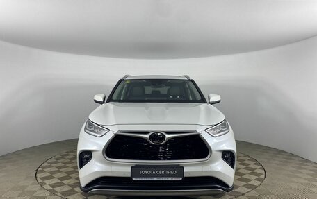 Toyota Highlander, 2023 год, 7 550 000 рублей, 2 фотография