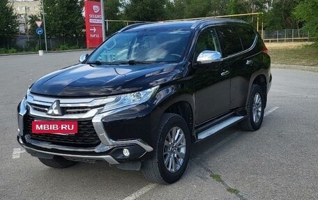 Mitsubishi Pajero Sport III рестайлинг, 2018 год, 3 400 000 рублей, 2 фотография