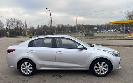 KIA Rio IV, 2019 год, 1 800 000 рублей, 3 фотография