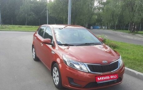 KIA Rio III рестайлинг, 2014 год, 985 000 рублей, 2 фотография