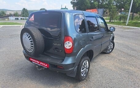 Chevrolet Niva I рестайлинг, 2011 год, 349 000 рублей, 4 фотография