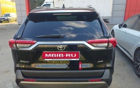 Toyota RAV4, 2022 год, 4 390 000 рублей, 5 фотография