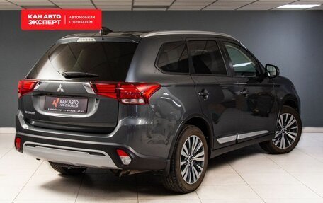 Mitsubishi Outlander III рестайлинг 3, 2021 год, 2 894 652 рублей, 3 фотография