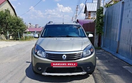 Renault Sandero I, 2012 год, 790 000 рублей, 2 фотография