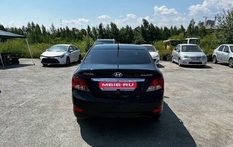 Hyundai Solaris II рестайлинг, 2013 год, 879 000 рублей, 5 фотография