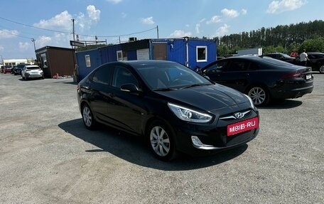 Hyundai Solaris II рестайлинг, 2013 год, 879 000 рублей, 3 фотография