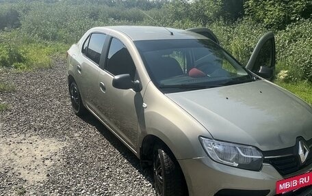 Renault Logan II, 2018 год, 1 100 000 рублей, 3 фотография