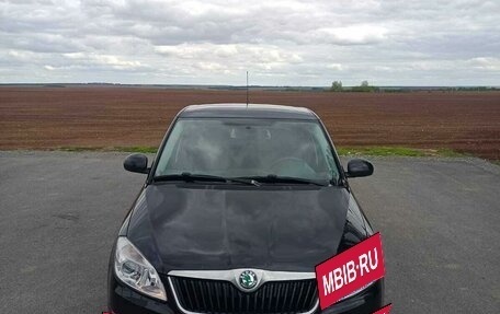 Skoda Fabia II, 2011 год, 670 000 рублей, 2 фотография