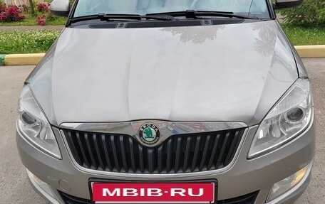 Skoda Fabia II, 2011 год, 750 000 рублей, 2 фотография