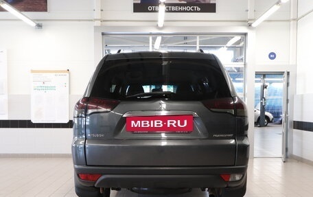 Mitsubishi Pajero Sport II рестайлинг, 2014 год, 2 180 000 рублей, 4 фотография