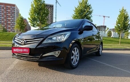 Hyundai Solaris II рестайлинг, 2015 год, 1 175 000 рублей, 4 фотография