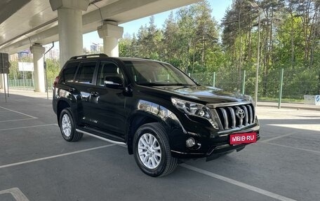 Toyota Land Cruiser Prado 150 рестайлинг 2, 2015 год, 4 150 000 рублей, 3 фотография