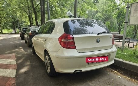 BMW 1 серия, 2011 год, 830 000 рублей, 2 фотография