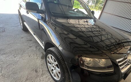 Volkswagen Touareg III, 2005 год, 1 100 000 рублей, 2 фотография