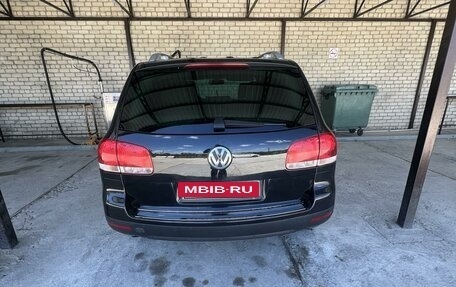 Volkswagen Touareg III, 2005 год, 1 100 000 рублей, 3 фотография