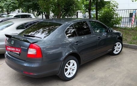 Skoda Octavia, 2011 год, 990 000 рублей, 2 фотография