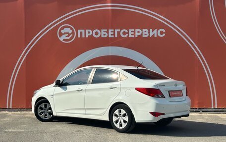 Hyundai Solaris II рестайлинг, 2015 год, 1 290 000 рублей, 7 фотография