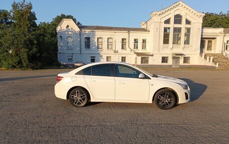 Chevrolet Cruze II, 2010 год, 870 000 рублей, 5 фотография