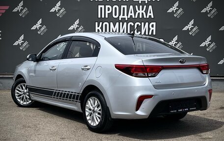 KIA Rio IV, 2018 год, 1 585 000 рублей, 8 фотография