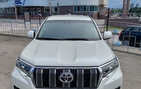 Toyota Land Cruiser Prado 150 рестайлинг 2, 2019 год, 7 700 000 рублей, 2 фотография