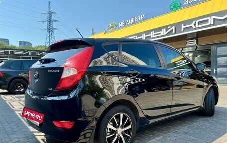 Hyundai Solaris II рестайлинг, 2011 год, 750 000 рублей, 3 фотография