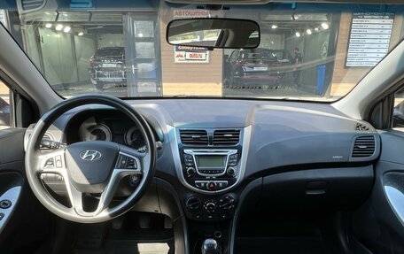 Hyundai Solaris II рестайлинг, 2011 год, 750 000 рублей, 8 фотография