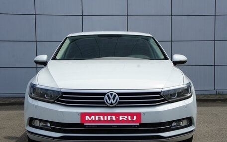 Volkswagen Passat B8 рестайлинг, 2016 год, 2 250 000 рублей, 2 фотография