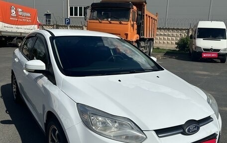 Ford Focus III, 2011 год, 910 000 рублей, 2 фотография