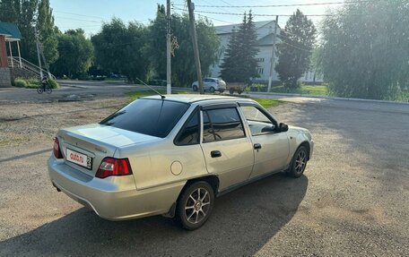 Daewoo Nexia I рестайлинг, 2008 год, 140 000 рублей, 3 фотография