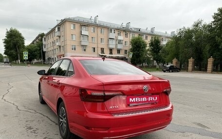 Volkswagen Jetta VII, 2018 год, 1 850 000 рублей, 4 фотография